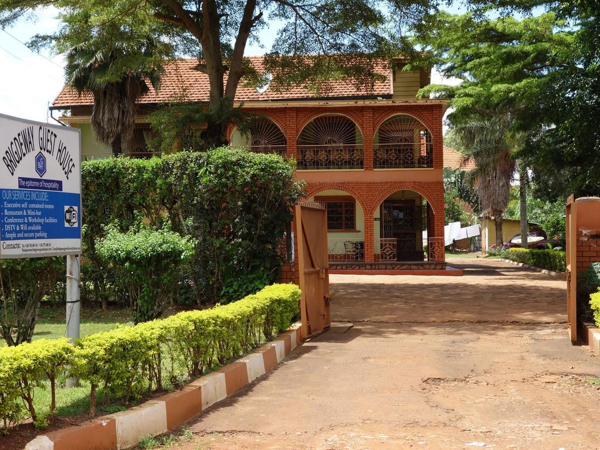 Bridgeway Guest House Jinja Exterior photo