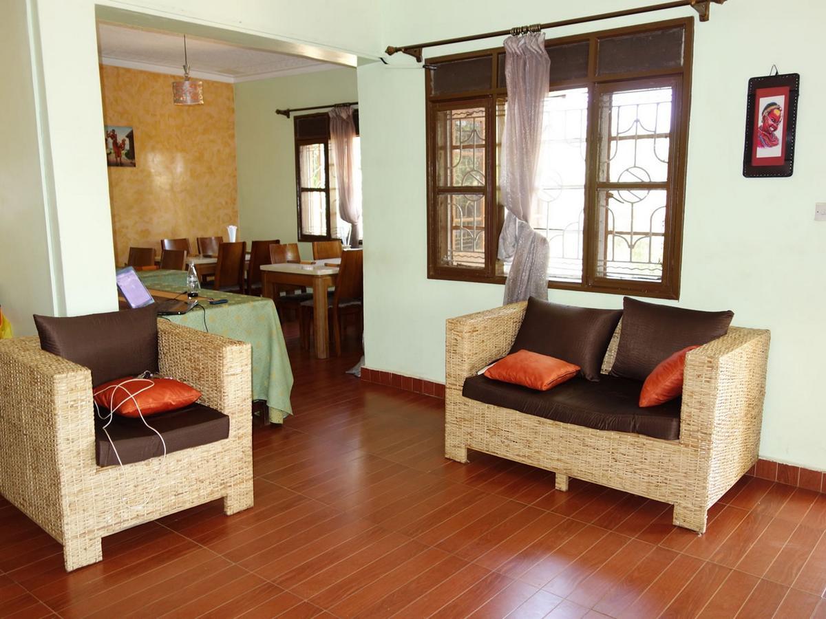 Bridgeway Guest House Jinja Exterior photo