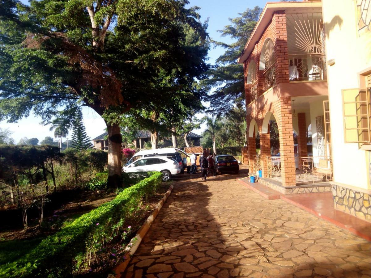 Bridgeway Guest House Jinja Exterior photo